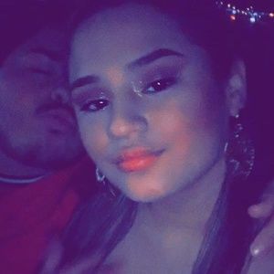 Meet your Posher, Chavela